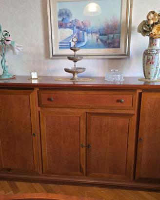 Credenza a 4 ante con cassetto centrale