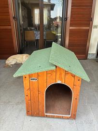 Cuccia in legno per cane