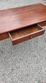 Tavolo in arte povera 