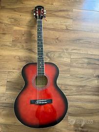 Chitarra acustica con custodia