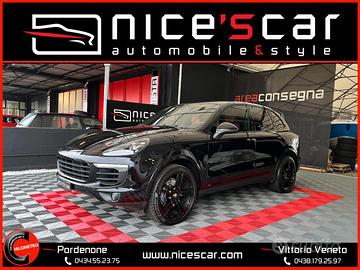 PORSCHE Cayenne 3.0 Diesel Platinum Edition * PA