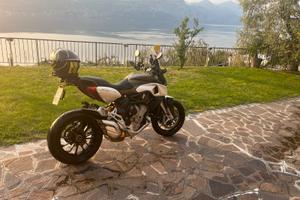MV AUGUSTA STRADALE 800