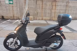 Scooter LIBERTY S 125 Piaggio  (Nero opaco)