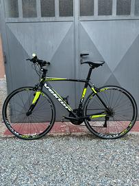 Bici Vektor AX1 – Shimano Claris 24V