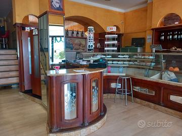 Alle spalle dell'areoporto di salerno