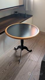 Set di 2 tavolini rotondi uguali