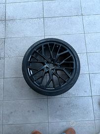 Cerchi  Audi 21” A6RS con gomme Pirelli