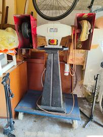 Smerigliatrice/pulitrice Femi 209 trifase + base