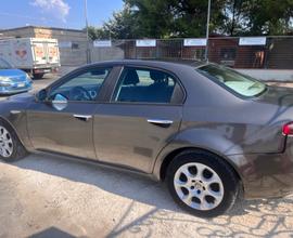 Alfa Romeo 159 1.9 JTDm Distinctive