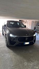Maserati Levante Gransport 3.0d q4