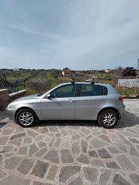 Alfa Romeo 147 1.9 JTD 16V 140 Cv