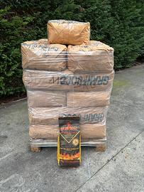 Carbone di legna per barbecue