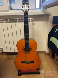 Chitarra acustica  IBIZA  con  custodia  rigida
