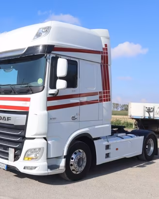 DAF XF 530 TRATTORE STRADALE CON IMPIANTO IDR. E
