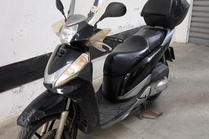 Honda Sh 300