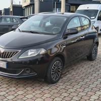 Lancia Ypsilon 1.0 FireFly 5 porte S&S Hybrid Plat