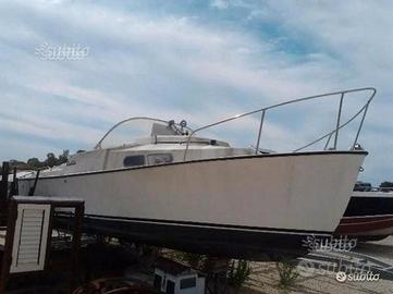 Barca semicabinata 7,40