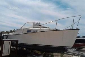 Barca semicabinata 7,40