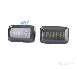 FRECCIE LATERALI PER VOLKSWAGEN VW AUDI A LED NERO