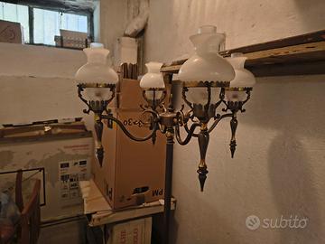 lampada da terra stile classico