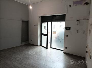 Negozio, ufficio, laboratorio, locale,