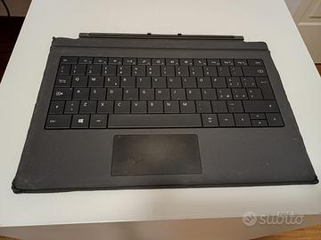 tastiera surface pro 4