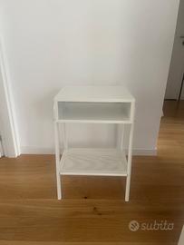 Comodino/tavolino Ikea bianco 35x37.4x65
