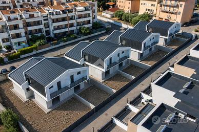 PORZIONE DI BIFAMILIARE A ROMA