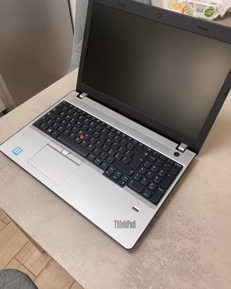 Thinkpad e570 i7-7200u 8gb ram 500gb hdd