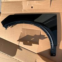 PARAFANGO ANTERIORE SINISTRO VOLVO XC40 2024