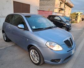 Lancia Ypsilon 1.2 Versus- neopatentati