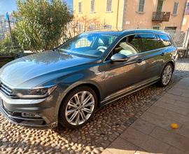 VOLKSWAGEN Passat 8ª serie - 2016