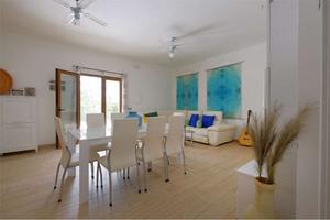 Splendida Villa Indipendente Immersa nel Verde