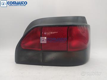 Fanale post dx RENAULT CLIO '96