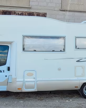 CAMPER MANSARDATO KENTUCKY CORRAL 3 