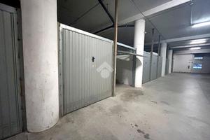 AUTORIMESSA A LUMEZZANE