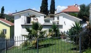 Immobile in asta di 235 m² con 4 locali e box auto