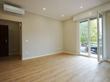 Appartamento di 50 m² con 2 locali e box auto a Pa