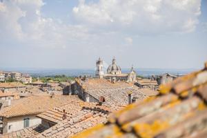 4 LOCALI A RONCIGLIONE