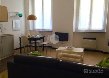 3 LOCALI A GENOVA