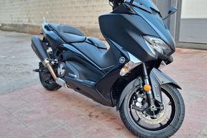Yamaha T Max 530 SX ABS