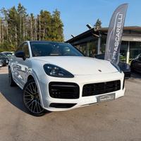 Porsche Cayenne Coupé 3.0 V6 E-Hybrid/tetto pan/sc