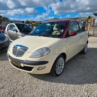 Lancia Ypsilon 1.3 MJT 75 CV Argento