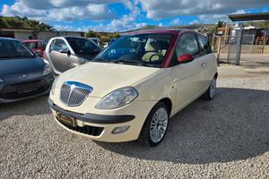 Lancia Ypsilon 1.3 MJT 75 CV Argento