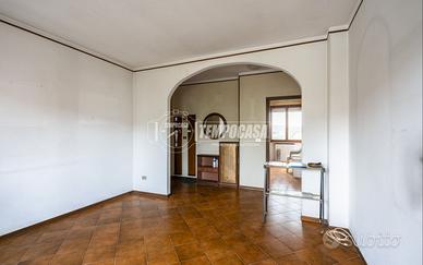 Quadrilocale in via dell'acquedotto