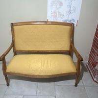 divanetto antico classico(non spedisco)