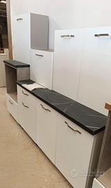 Cucina componibile da 2 metri e 10cm nuova