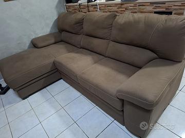 Divano letto con penisola