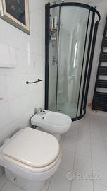 Accessori bagno con rubinetteria