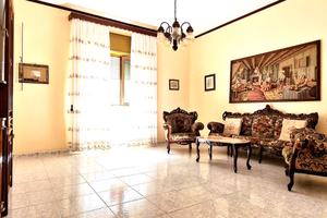 Appartamento 3 vani + acc.ri + giardino e garage